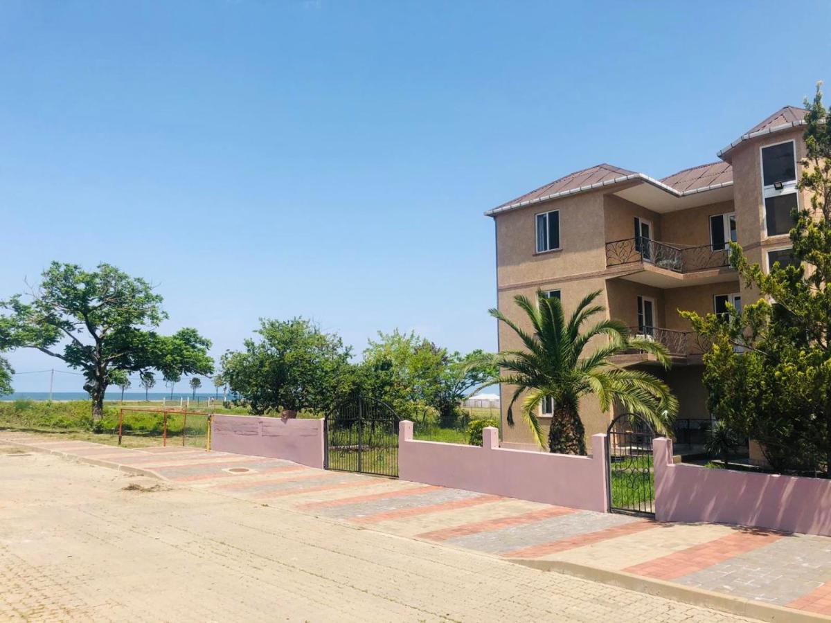 Nika Inn Kobuleti Luaran gambar