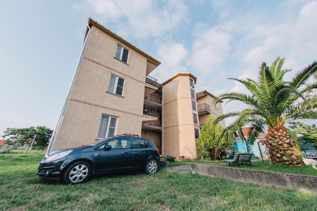 Nika Inn Kobuleti Luaran gambar