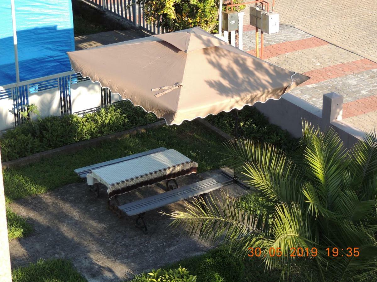 Nika Inn Kobuleti Luaran gambar